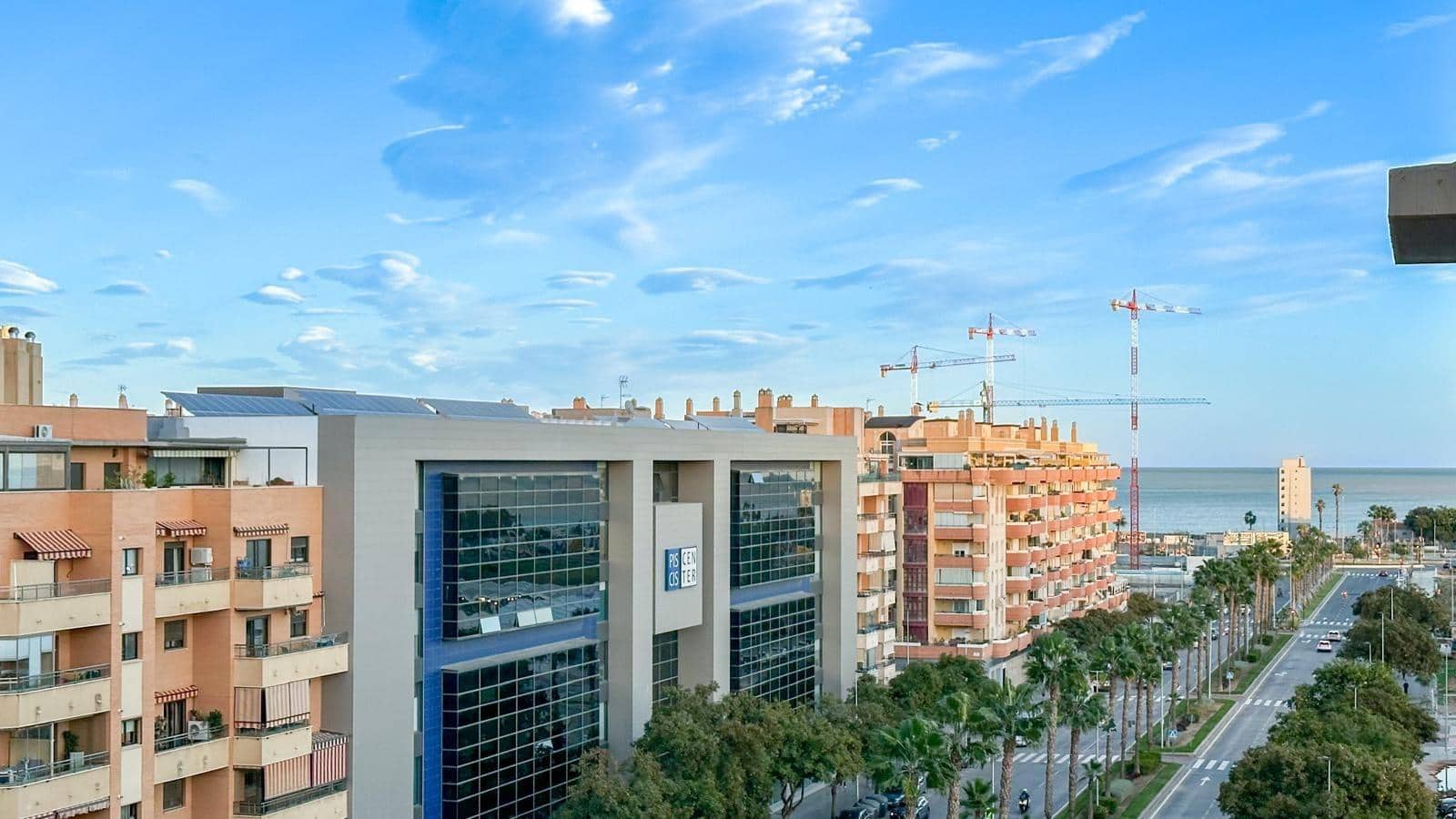 4 slaapkamer Penthouse te koop in Malaga stad met zwembad garage - € 960.000 (Ref: 9338973)