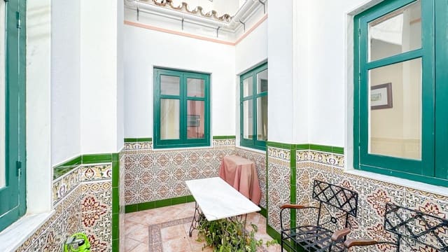 6 soveværelse Villa til salg i Bellavista, Málaga by - € 990.000 (Ref: 9338979)
