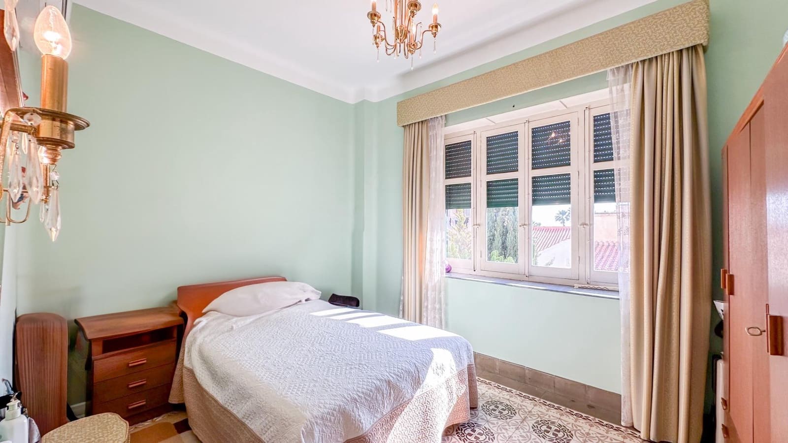 6 soverom Villa til salgs i Malaga by - € 990 000 (Ref: 9338979)