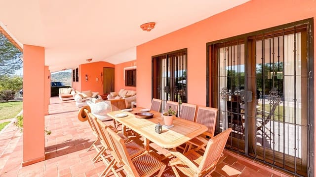 4 sypialnia Willa na sprzedaż w Almogía z basenem - 599 000 € (Ref: 9338980)