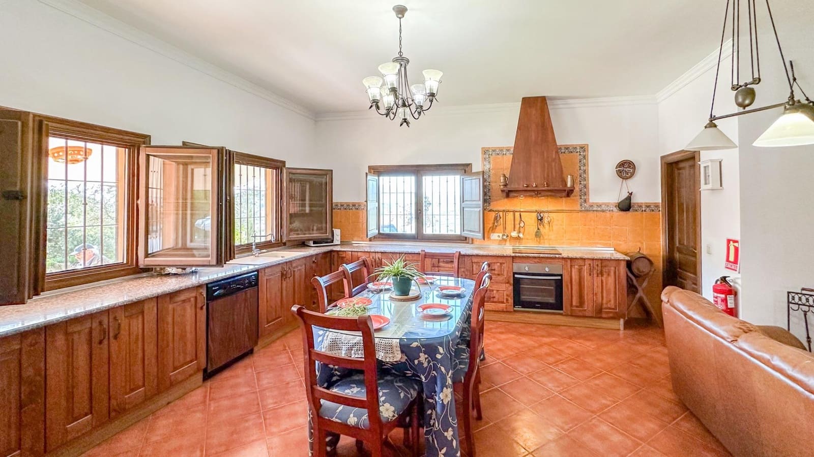 4 soverom Villa til salgs i Almogia med svømmebasseng - € 599 000 (Ref: 9338980)