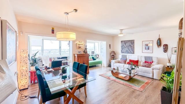 4 slaapkamer Penthouse te koop in Hacienda Bizcochero, Málaga stad met zwembad garage - € 658.000 (Ref: 9338981)