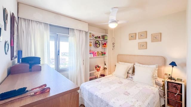 4 slaapkamer Penthouse te koop in Hacienda Bizcochero, Málaga stad met zwembad garage - € 658.000 (Ref: 9338981)