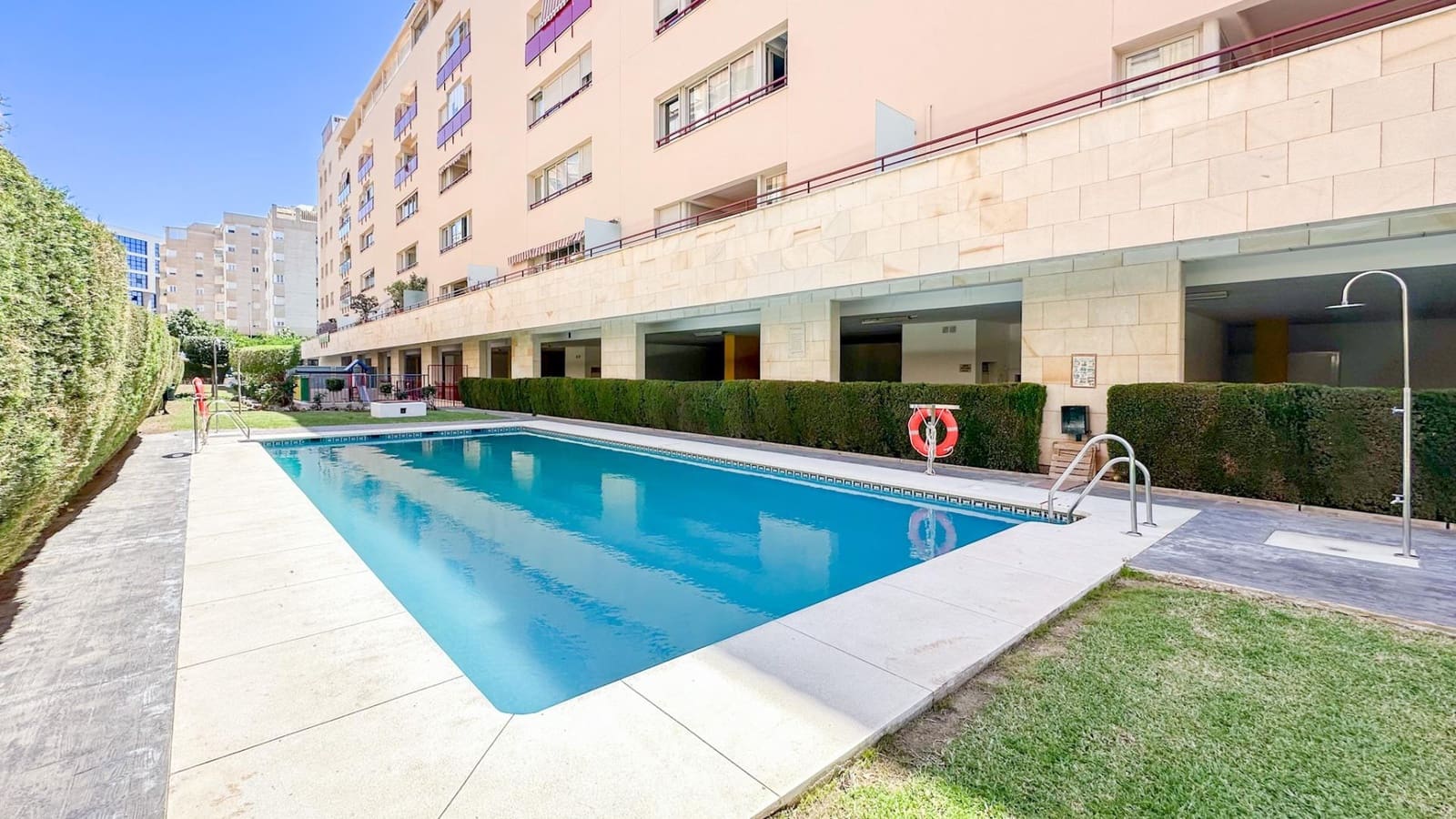 4 soverom Penthouse til salgs i Malaga by med svømmebasseng garasje - € 658 000 (Ref: 9338981)