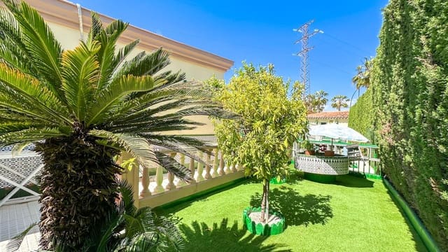 4 camera da letto Villa in vendita in Rincón de la Victoria con piscina garage - 885.000 € (Rif: 9338982)