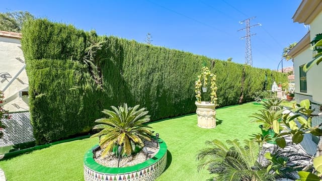 4 camera da letto Villa in vendita in Rincón de la Victoria con piscina garage - 885.000 € (Rif: 9338982)