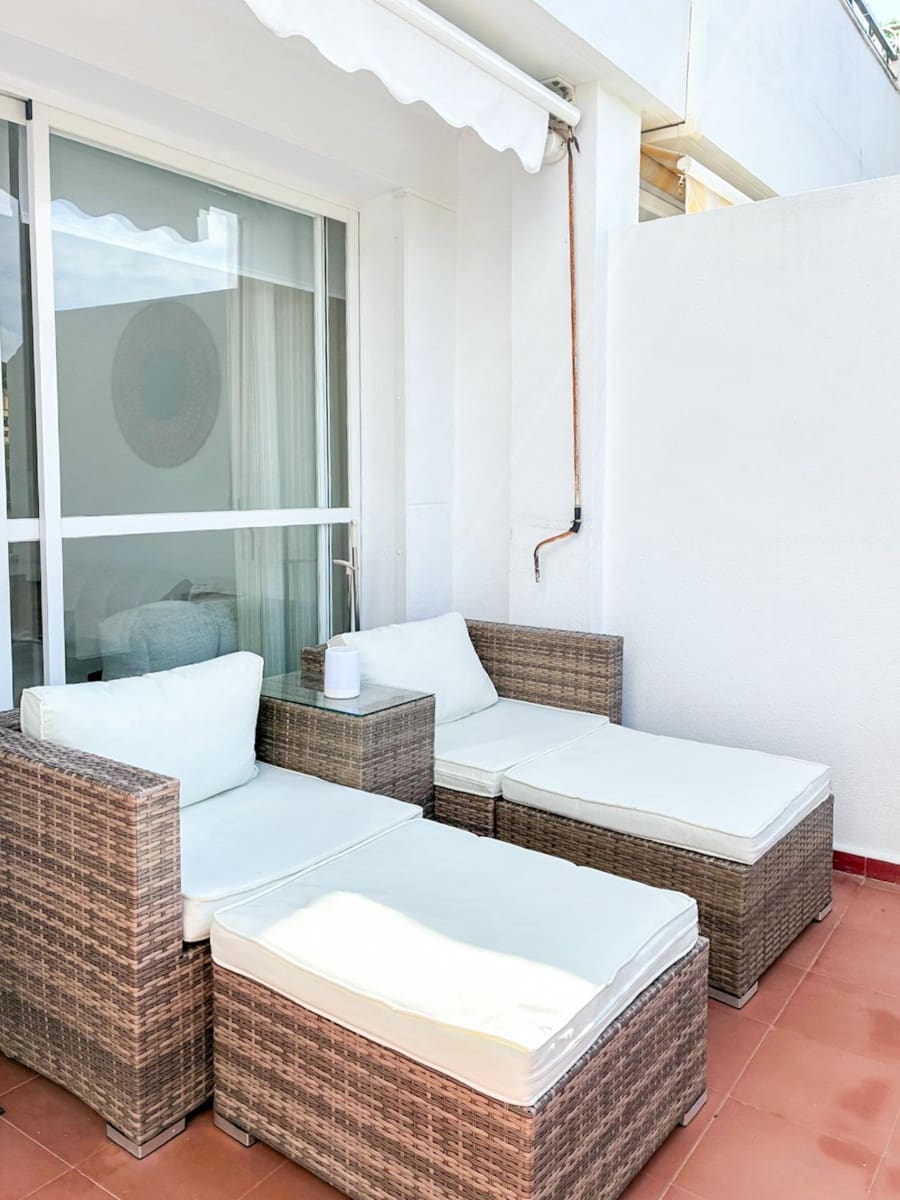 2 slaapkamer Penthouse te koop in Riviera del Sol met zwembad - € 294.900 (Ref: 9338984)