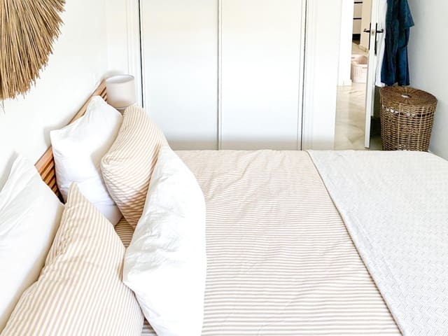 2 slaapkamer Penthouse te koop in Riviera del Sol, Mijas met zwembad - € 294.900 (Ref: 9338984)