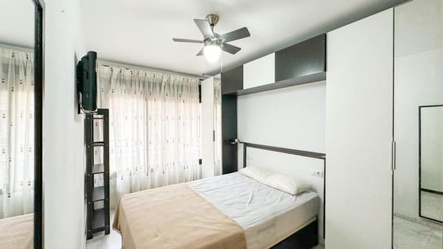 2 makuuhuone Asunto myytävänä paikassa La Trinidad, Málaga kaupunki mukana 
autotalli - 350 000 € (Ref: 9338993)