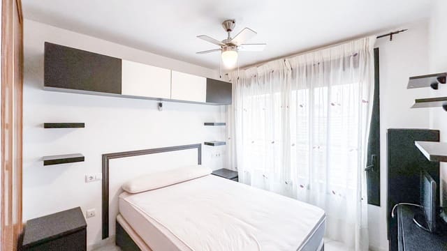 2 makuuhuone Asunto myytävänä paikassa La Trinidad, Málaga kaupunki mukana 
autotalli - 350 000 € (Ref: 9338993)