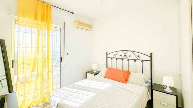 3 makuuhuone Rivitalo vuokrattavana paikassa Almayate, Vélez-Málaga mukana uima-altaan 
autotalli - 1 800 € (Ref: 9353567)