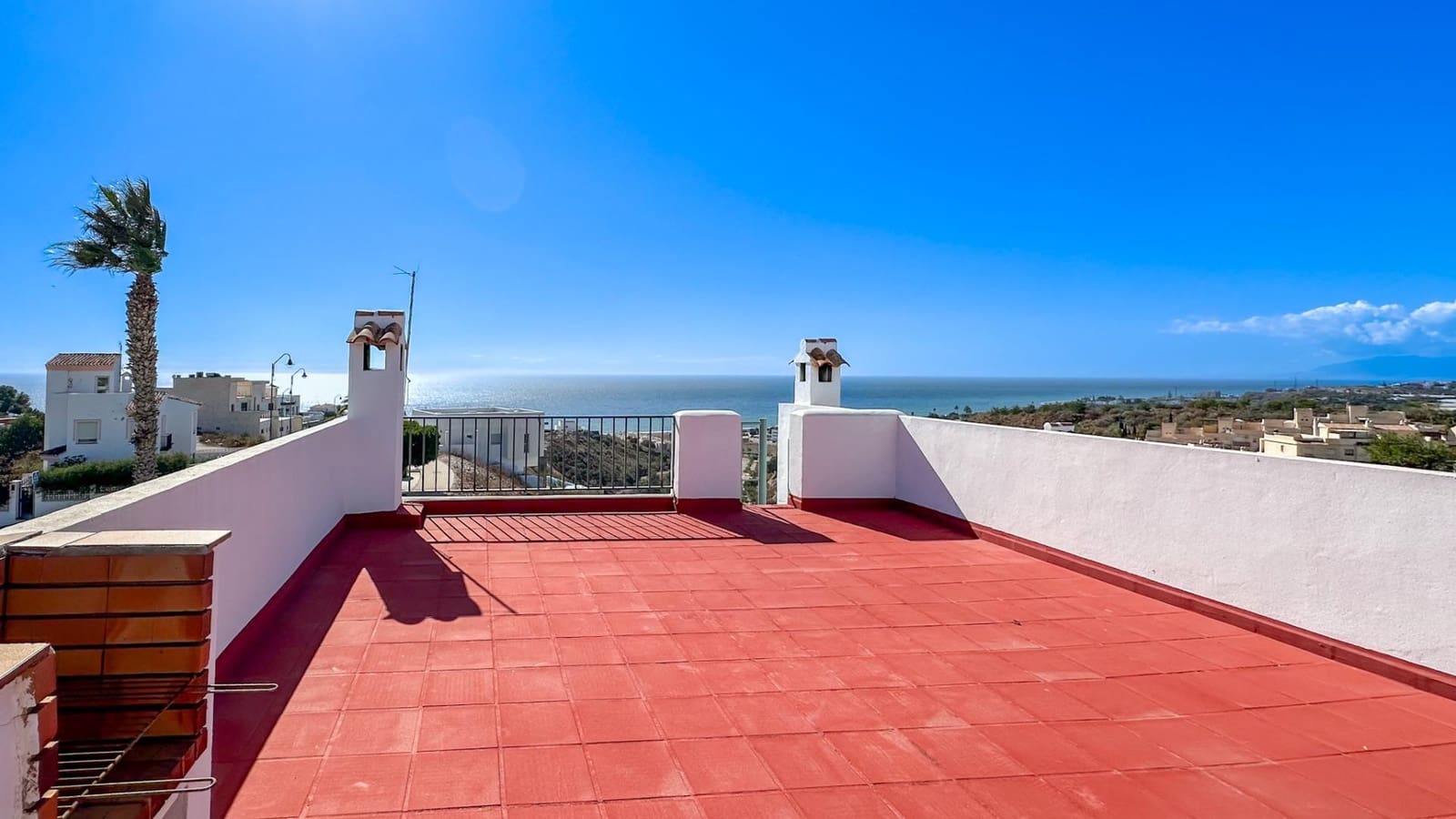 3 makuuhuone Rivitalo vuokrattavana paikassa Almayate mukana uima-altaan 
autotalli - 1 800 € (Ref: 9353567)