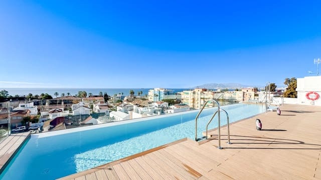 2 slaapkamer Flat te huur in Pedregalejo, Málaga stad met zwembad garage - € 2.200 (Ref: 9353568)