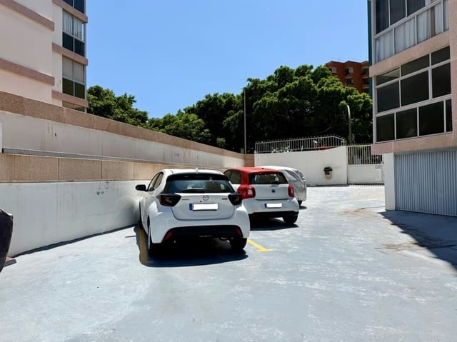 Garaje en La Salle, Santa Cruz de Tenerife en venta - 32.000 € (Ref: 10035807)