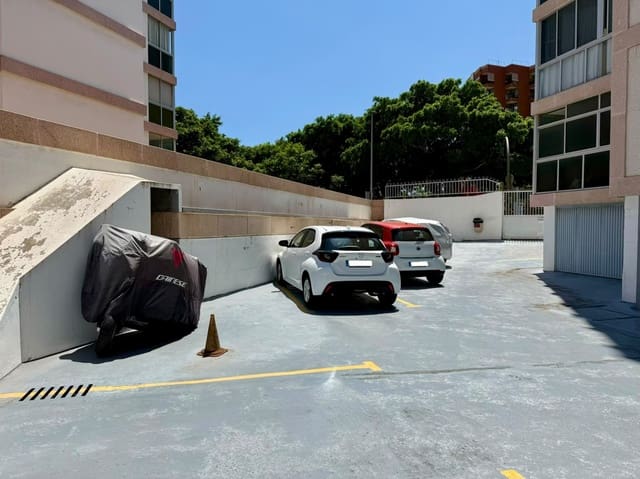 Garaje en La Salle, Santa Cruz de Tenerife en venta - 32.000 € (Ref: 10035807)
