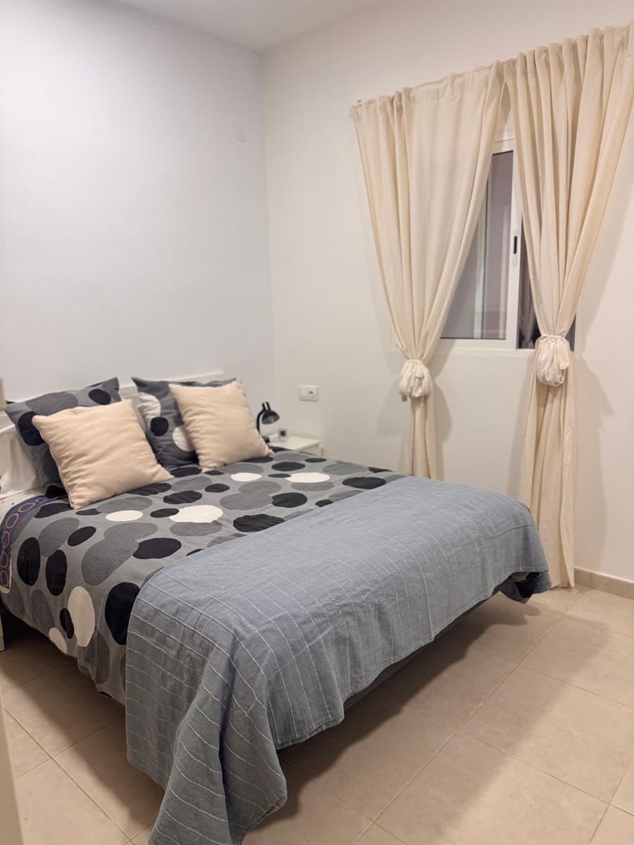 4 sypialnia Willa do wynajęcia w San Cristobal de La Laguna - 450 € (Ref: 10043504)