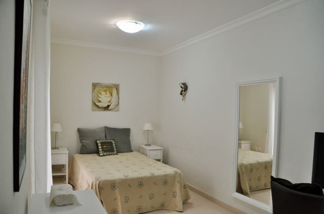 Appartement de 1 chambre à louer à Duggi, Santa Cruz de Tenerife - 950 € (Ref: 10048066)