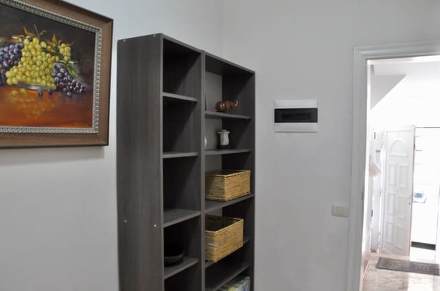 Appartement de 1 chambre à louer à Duggi, Santa Cruz de Tenerife - 950 € (Ref: 10048066)
