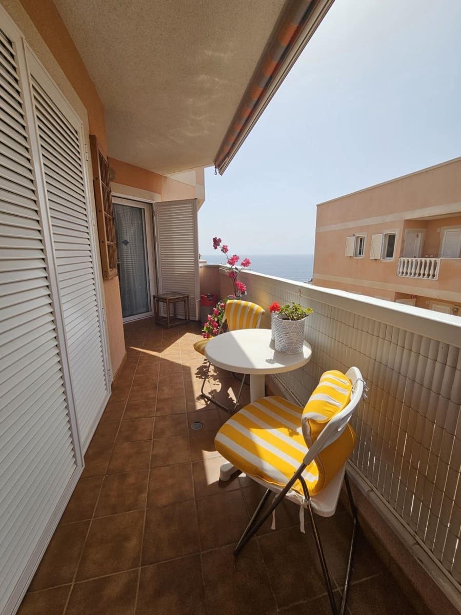 1 bedroom Flat for sale in Arona with garage - € 250,000 (Ref: 10057961)