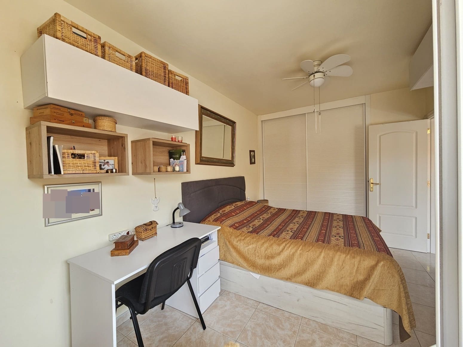 1 bedroom Flat for sale in Arona with garage - € 250,000 (Ref: 10057961)