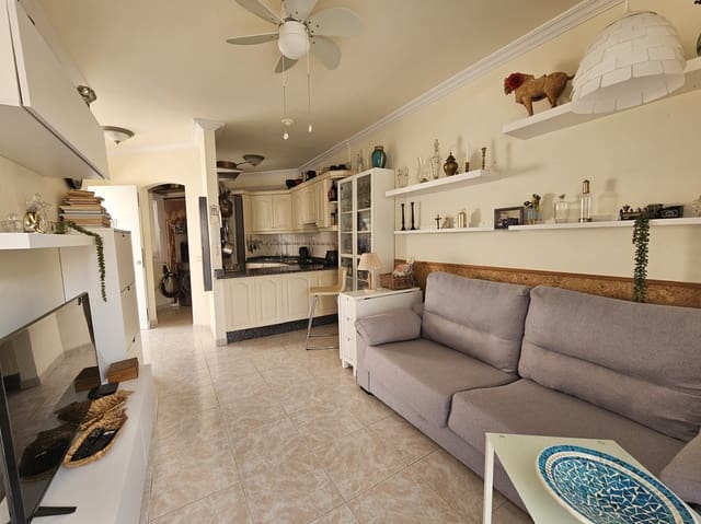 1 soveværelse Lejlighed til salg i Costa del Silencio, Arona med garage - € 250.000 (Ref: 10057961)