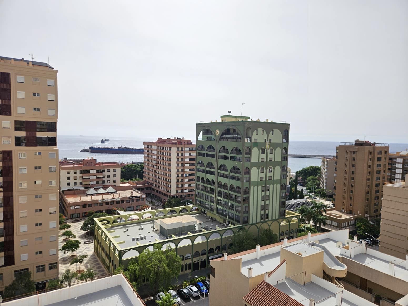 4 sovrum Lägenhet till salu i Santa Cruz de Tenerife - 425 000 € (Ref: 10077048)