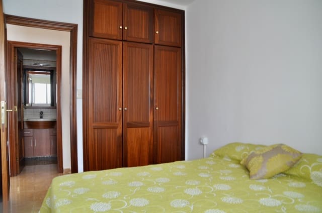 1 bedroom Flat for rent in Zona Centro, Santa Cruz de Tenerife - € 1,000 (Ref: 10111217)