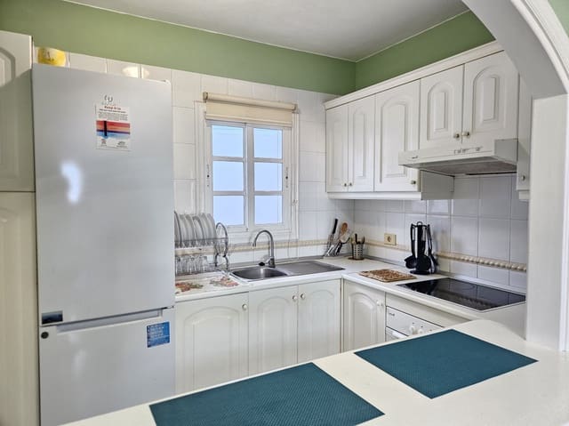 1 slaapkamer Flat te koop in Torviscas Centro y Alto, Adeje met zwembad garage - € 325.000 (Ref: 10121192)