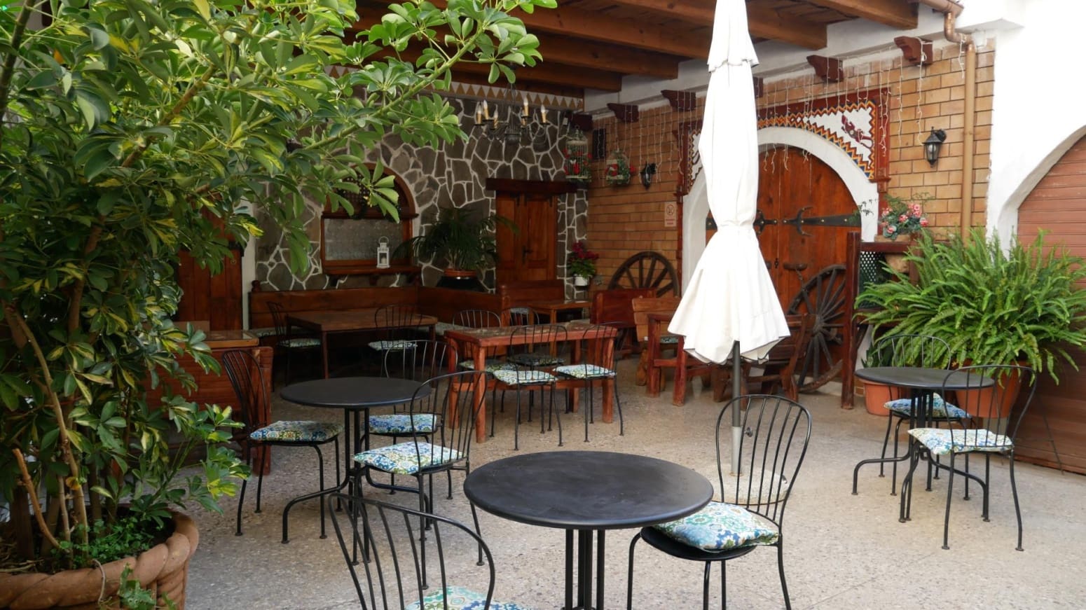 Erhverv til leje i El Rosario - € 3.000 (Ref: 8637251)