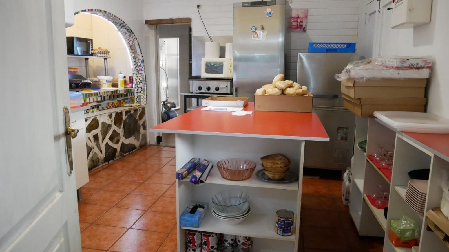 Erhverv til leje i El Rosario - € 3.000 (Ref: 8637251)