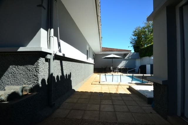 6 slaapkamer Villa te koop in Tacoronte met garage - € 995.000 (Ref: 8637252)