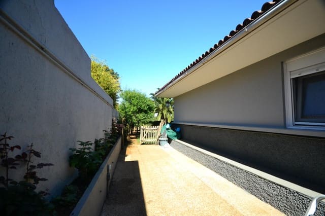 6 slaapkamer Villa te koop in Tacoronte met garage - € 995.000 (Ref: 8637252)