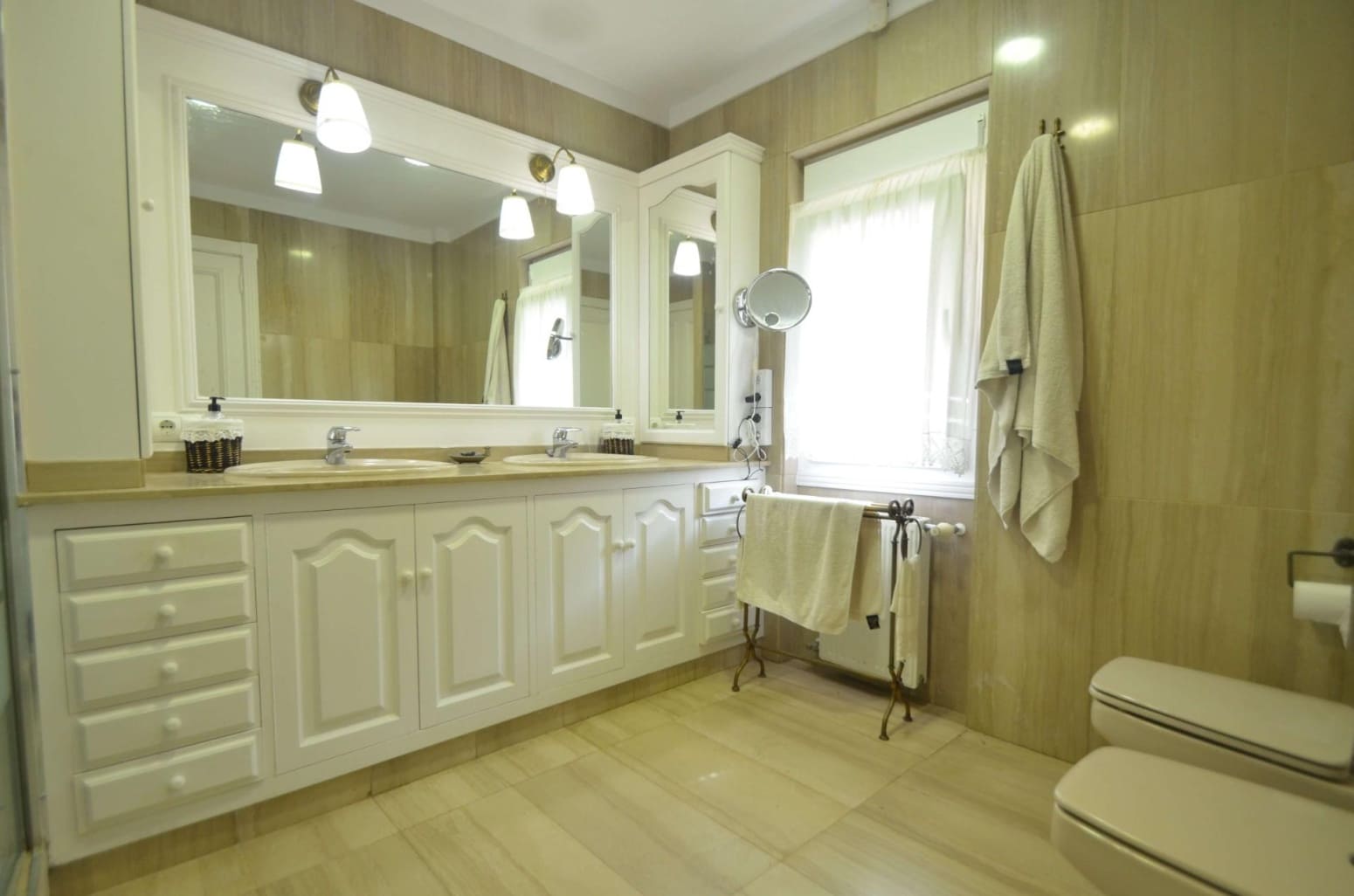 6 soveværelse Villa til salg i Tacoronte med garage - € 995.000 (Ref: 8637252)