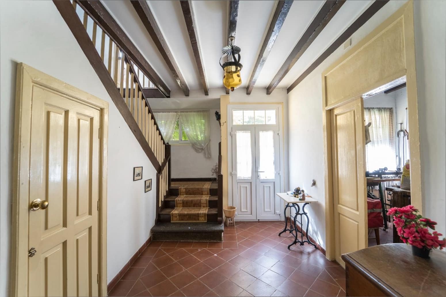 6 bedroom Villa for sale in San Cristobal de La Laguna with garage - € 1,450,000 (Ref: 8637254)