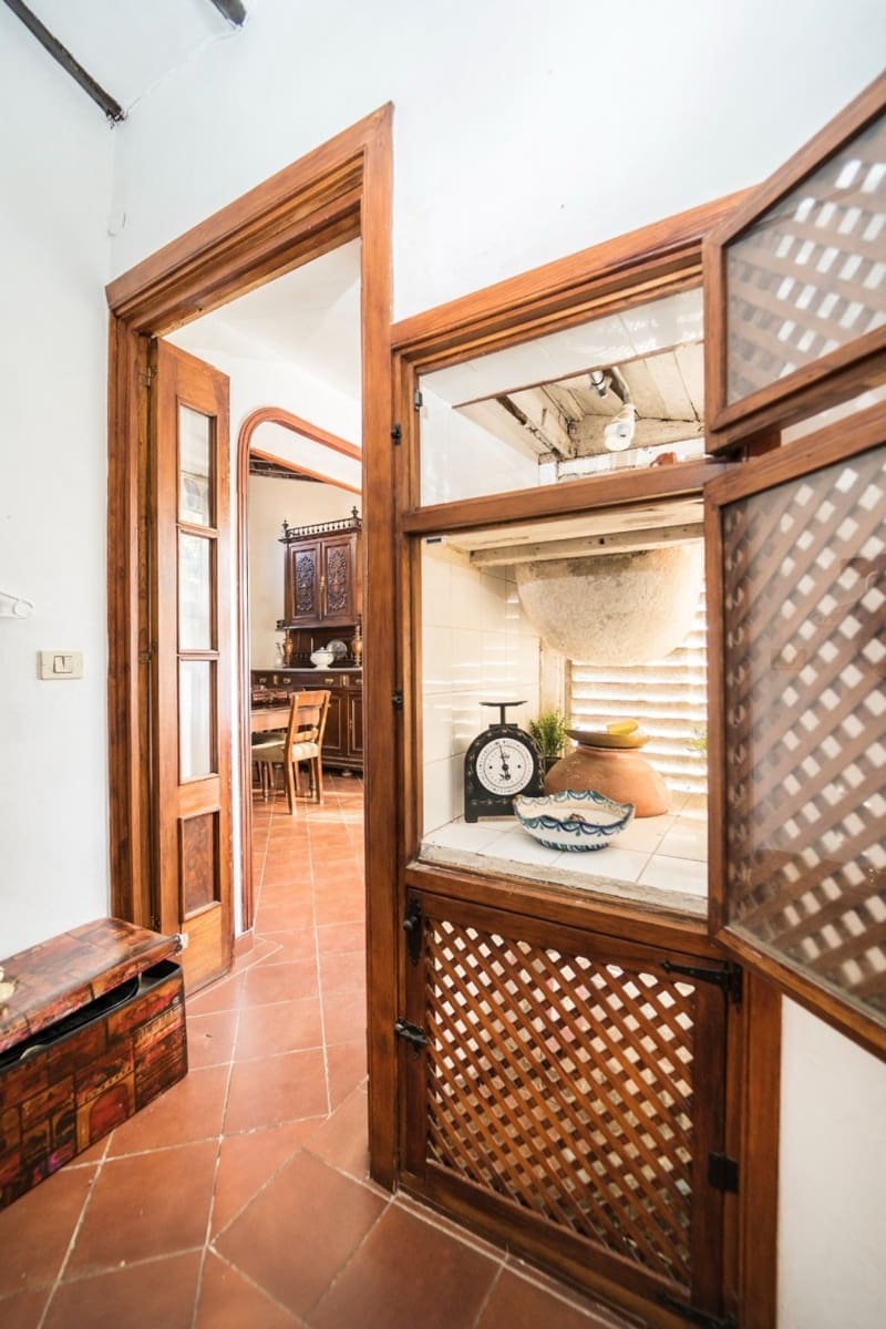 6 bedroom Villa for sale in San Cristobal de La Laguna with garage - € 1,450,000 (Ref: 8637254)