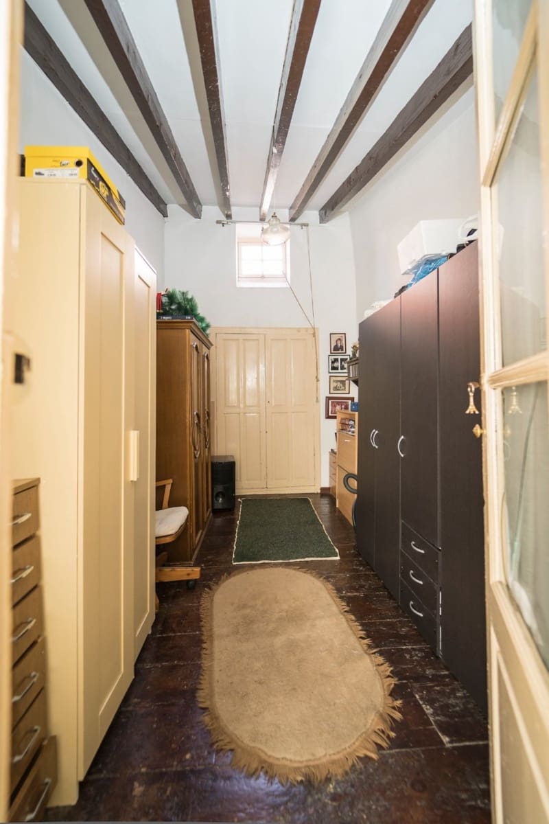 6 bedroom Villa for sale in San Cristobal de La Laguna with garage - € 1,450,000 (Ref: 8637254)