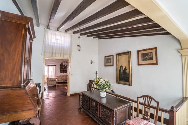 6 soveværelse Villa til salg i San Cristóbal de La Laguna med garage - € 1.450.000 (Ref: 8637254)