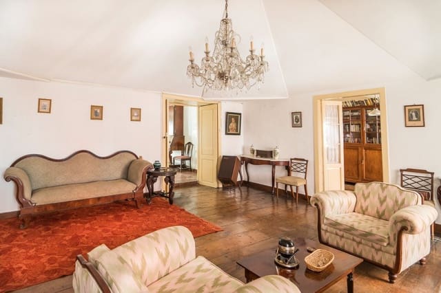 6 soveværelse Villa til salg i San Cristóbal de La Laguna med garage - € 1.450.000 (Ref: 8637254)