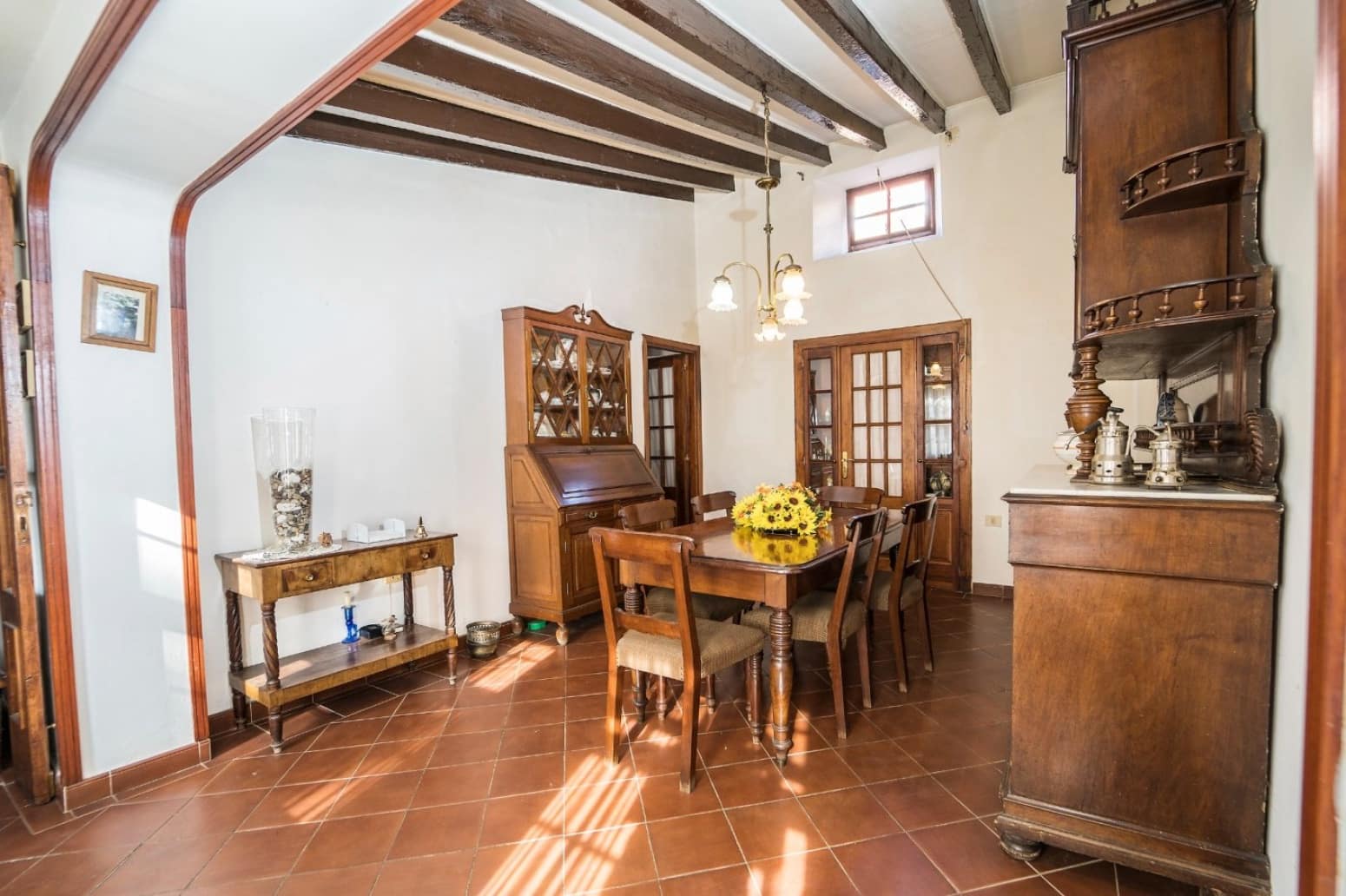 6 bedroom Villa for sale in San Cristobal de La Laguna with garage - € 1,450,000 (Ref: 8637254)