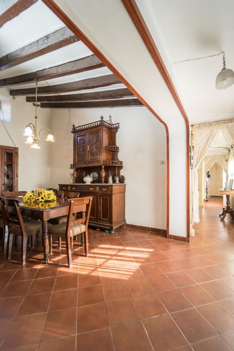 6 bedroom Villa for sale in San Cristobal de La Laguna with garage - € 1,450,000 (Ref: 8637254)