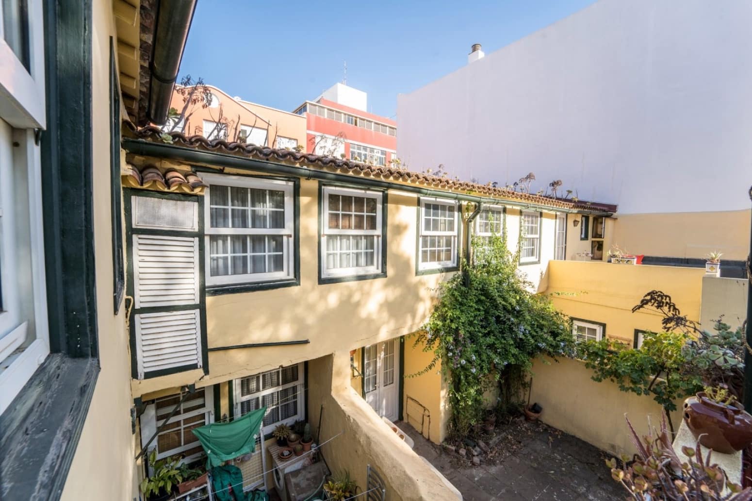 6 bedroom Villa for sale in San Cristobal de La Laguna with garage - € 1,450,000 (Ref: 8637254)