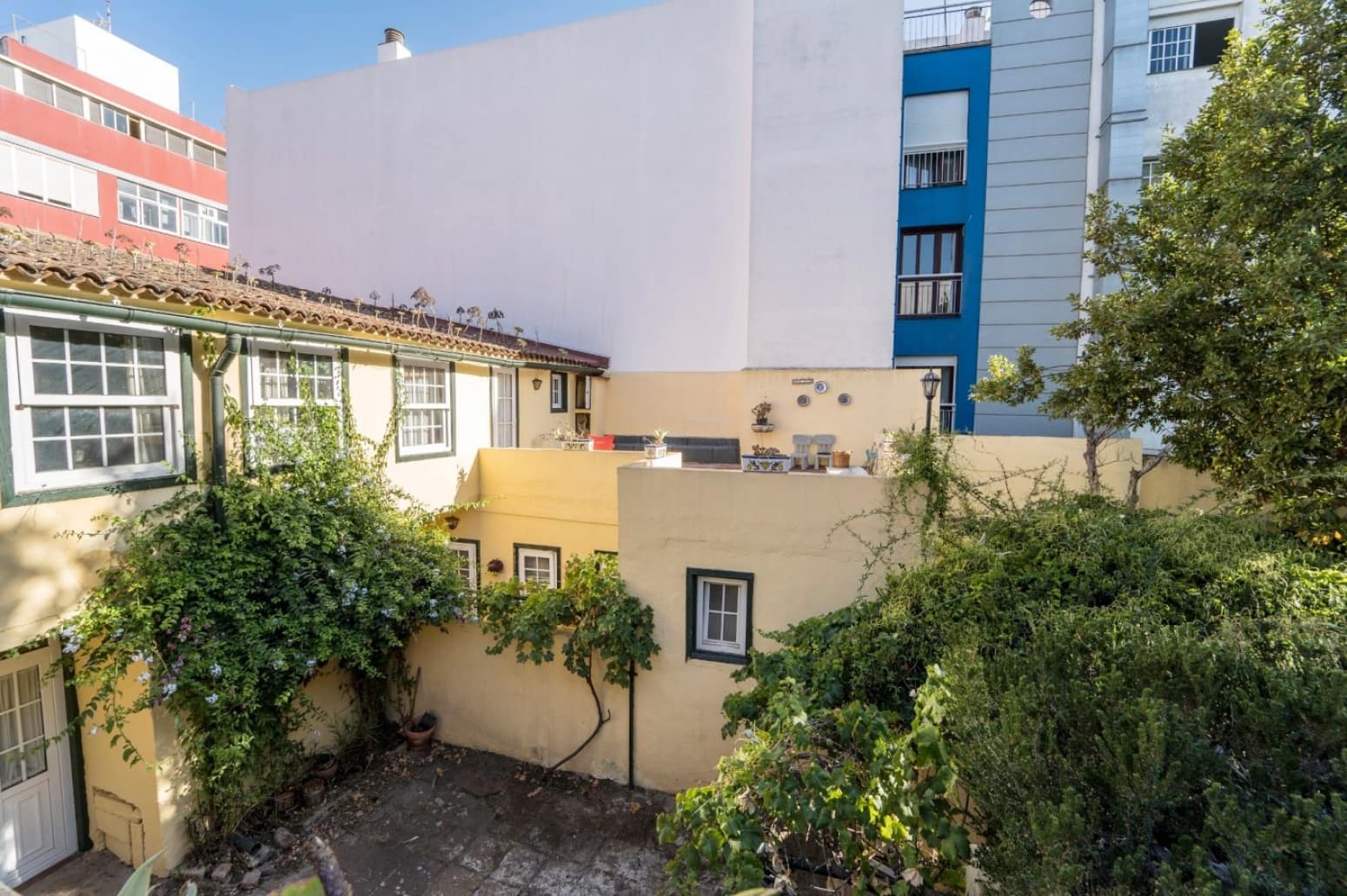 6 bedroom Villa for sale in San Cristobal de La Laguna with garage - € 1,450,000 (Ref: 8637254)