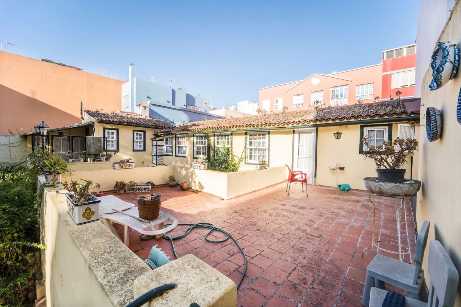 6 bedroom Villa for sale in San Cristobal de La Laguna with garage - € 1,450,000 (Ref: 8637254)