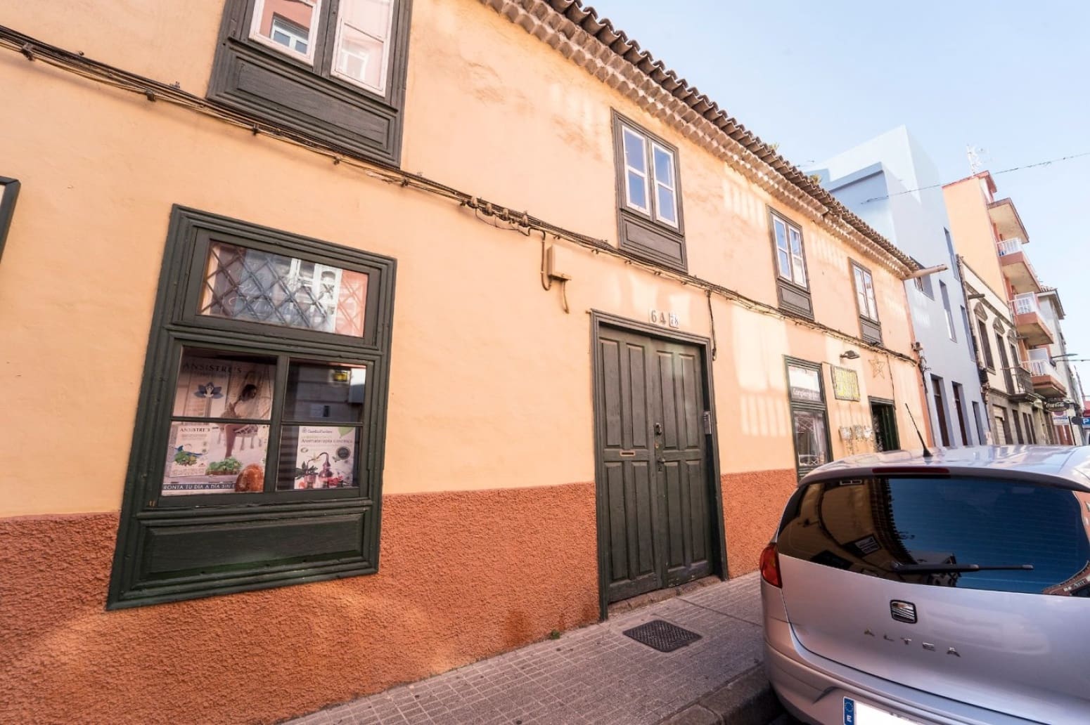 6 bedroom Villa for sale in San Cristobal de La Laguna with garage - € 1,450,000 (Ref: 8637254)