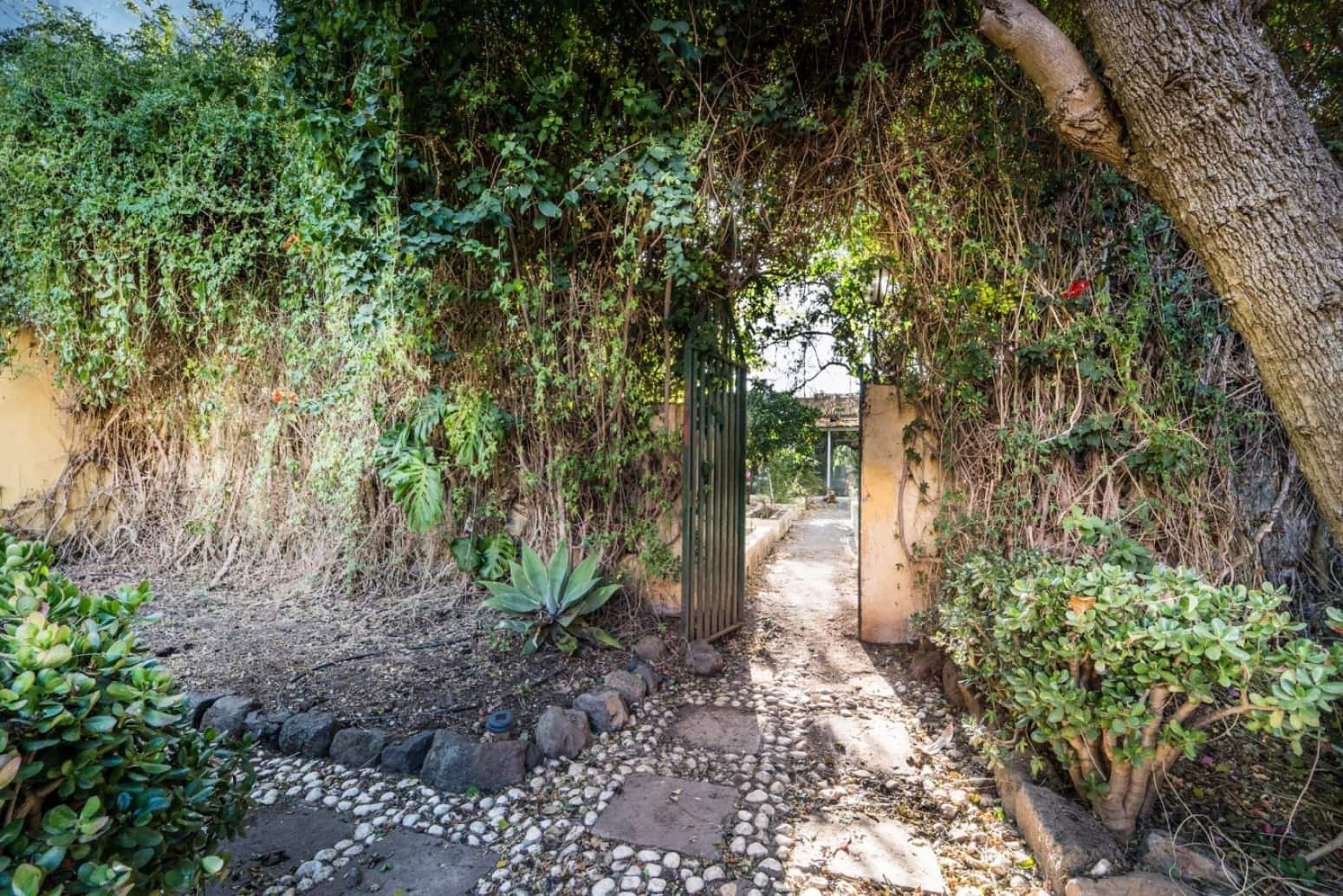 6 bedroom Villa for sale in San Cristobal de La Laguna with garage - € 1,450,000 (Ref: 8637254)