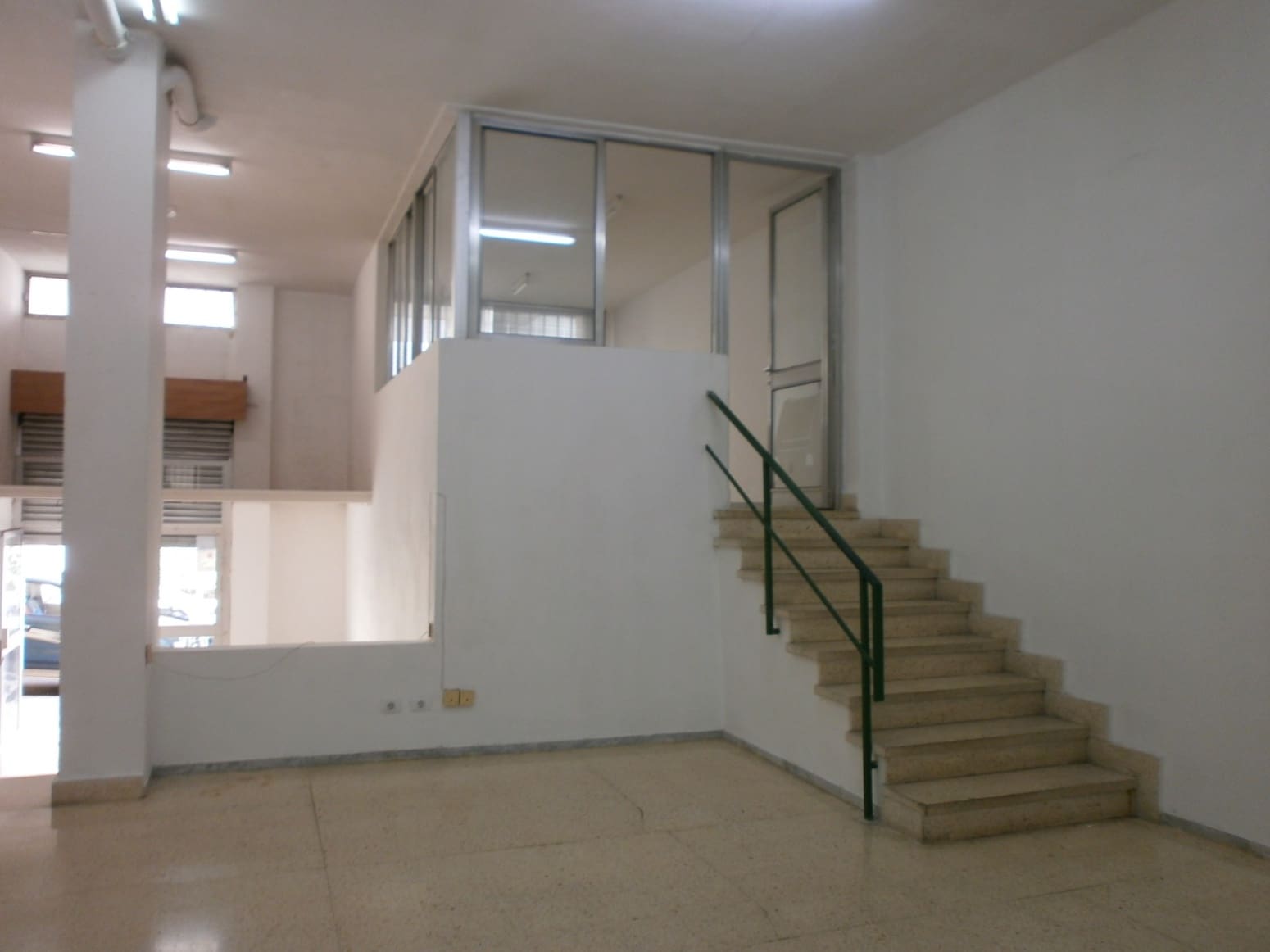 Komercyjne na sprzedaż w Santa Cruz de Tenerife - 130 000 € (Ref: 8875171)