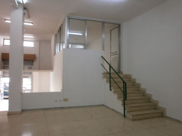 Kommersiell til salgs i Los Gladiolos, Santa Cruz de Tenerife - € 130 000 (Ref: 8875171)