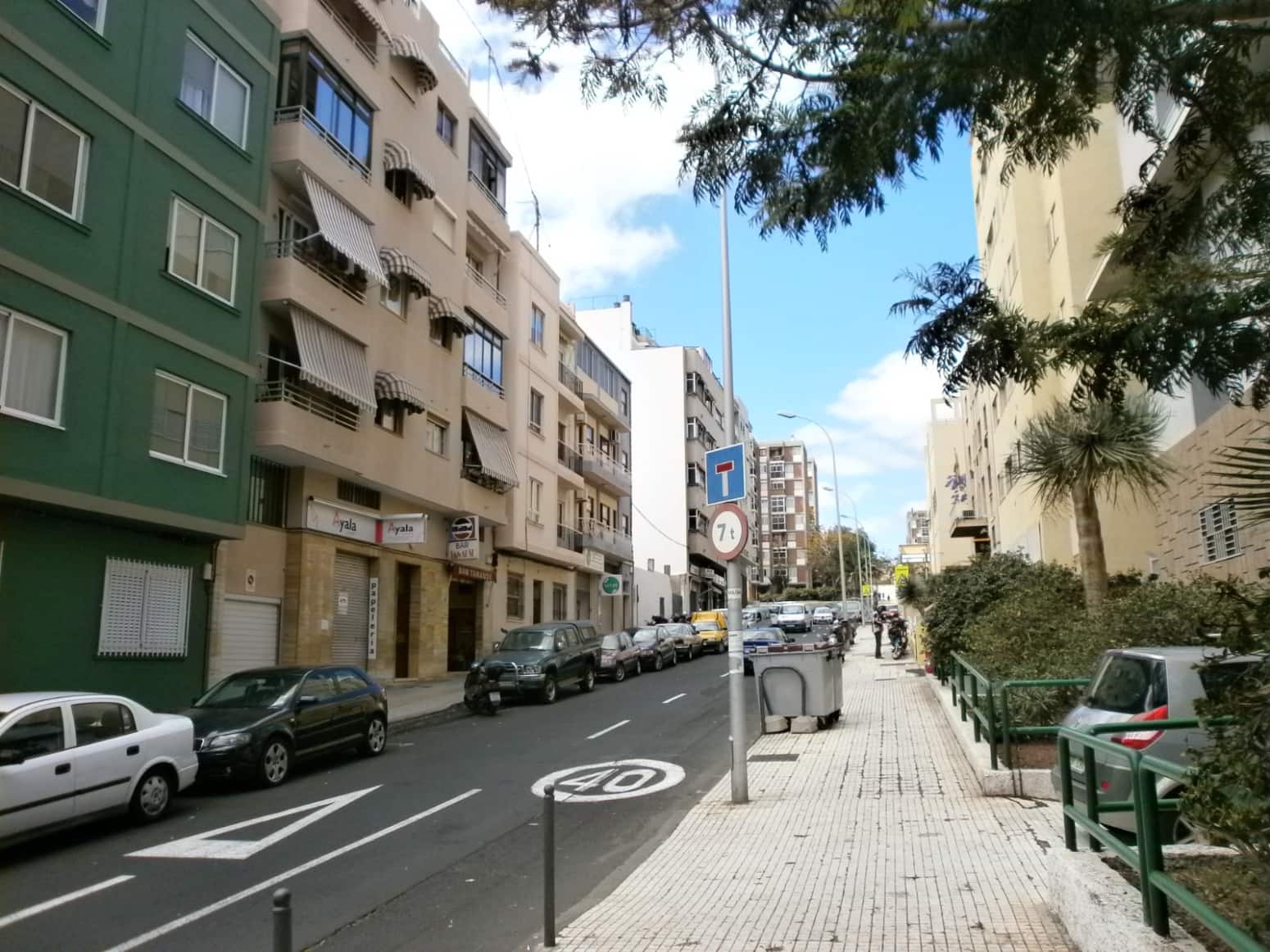 Komercyjne na sprzedaż w Santa Cruz de Tenerife - 130 000 € (Ref: 8875171)