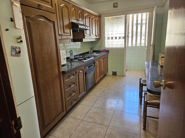 4 makuuhuone Asunto myytävänä paikassa La Salle, Santa Cruz de Tenerife - 350 000 € (Ref: 9002862)