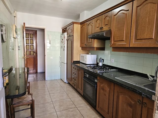 4 makuuhuone Asunto myytävänä paikassa La Salle, Santa Cruz de Tenerife - 350 000 € (Ref: 9002862)